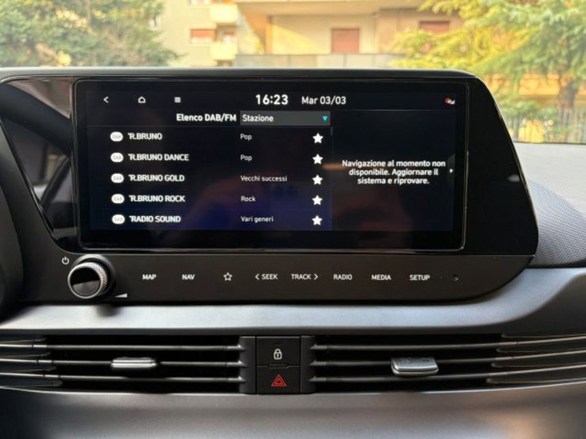 Hyundai i20 1.0 t-gdi Connectline 90cv dct (11)