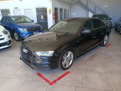 Audi A4 2.0 TDI clean diesel Advanced usata