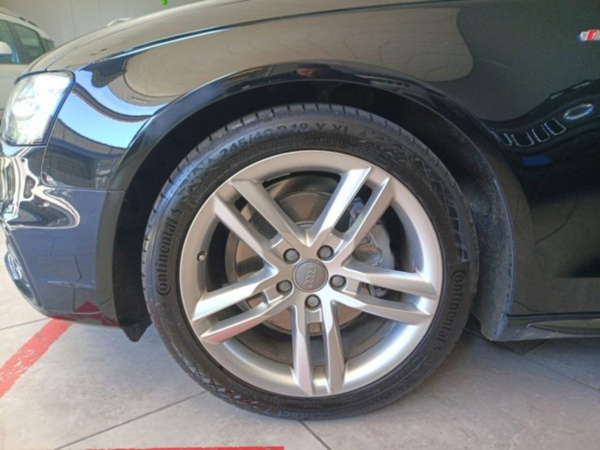 Audi A4 2.0 TDI clean diesel Advanced (15)