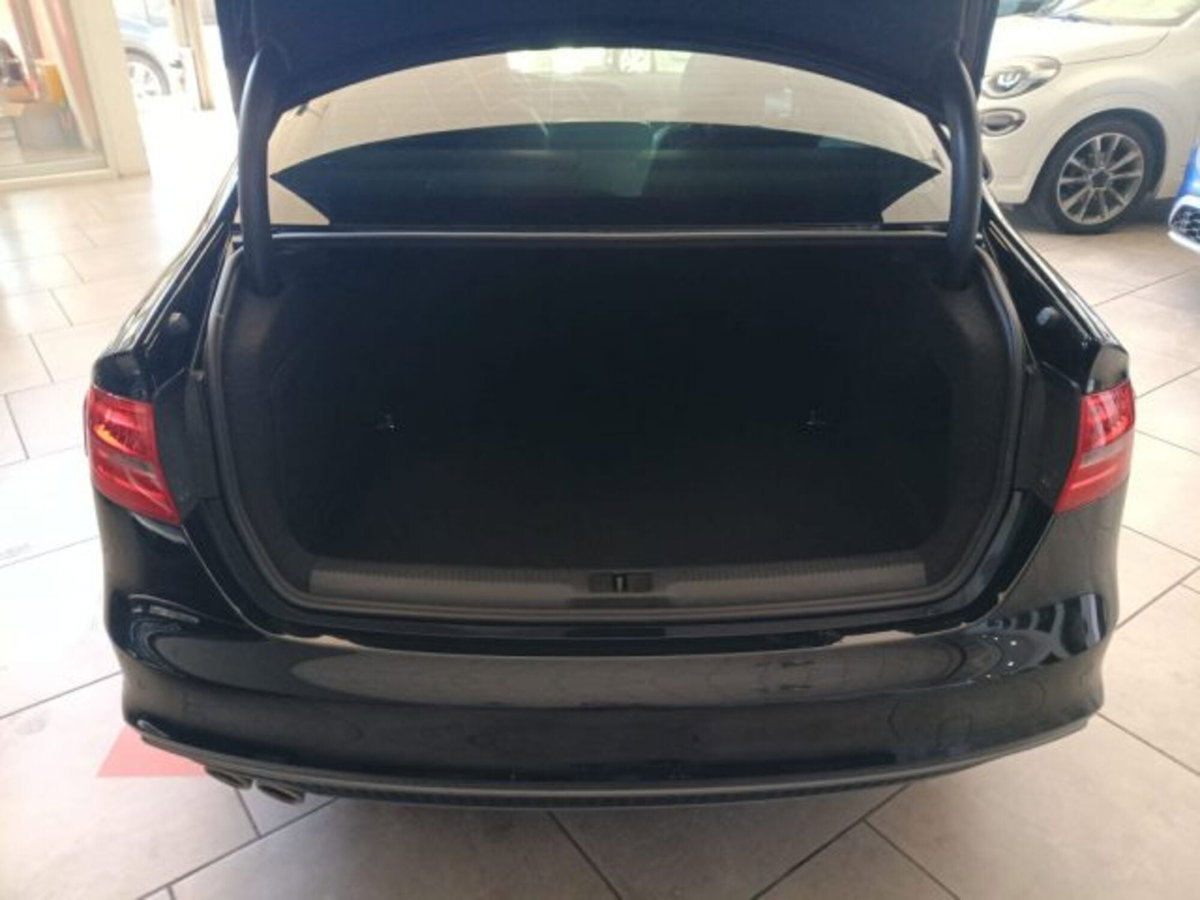 Audi A4 2.0 TDI clean diesel Advanced (17)