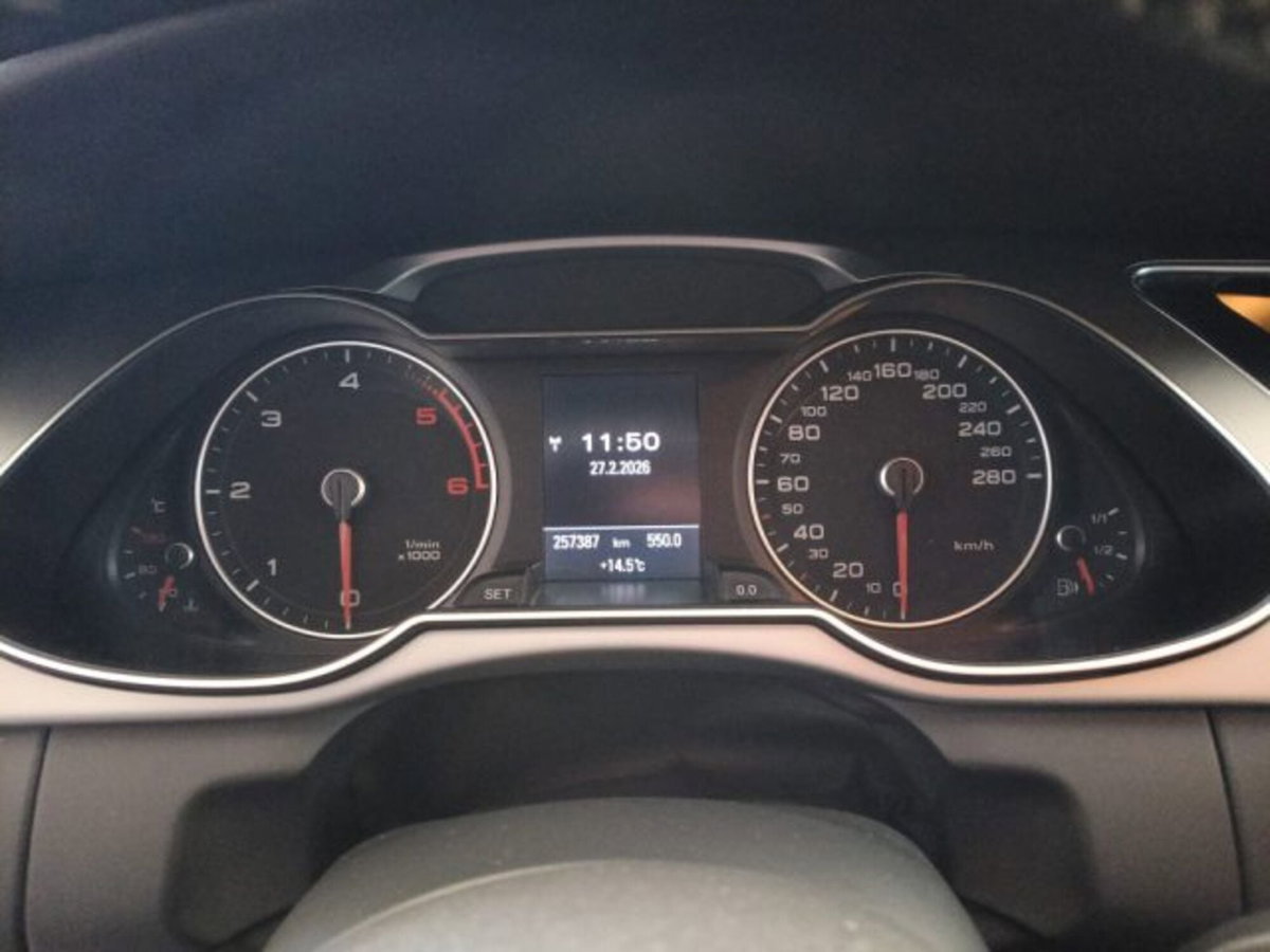 Audi A4 2.0 TDI clean diesel Advanced (9)