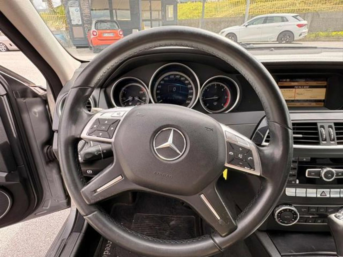 Mercedes-Benz Classe C 200 CDI BlueEFFICIENCY Elegance (12)