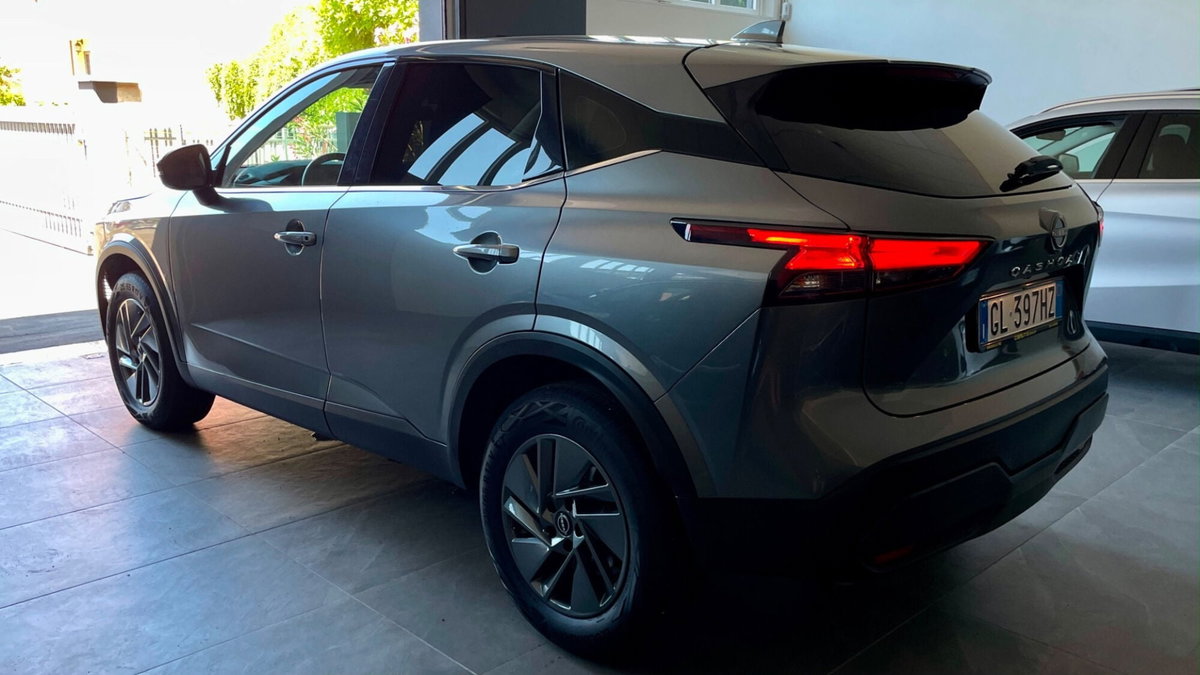 Nissan Qashqai 1.3 mhev Tekna 2wd 158cv (5)