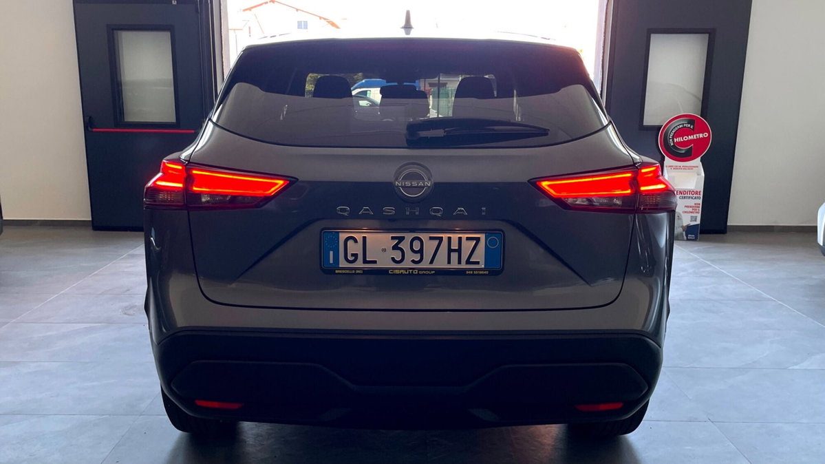 Nissan Qashqai 1.3 mhev Tekna 2wd 158cv (6)