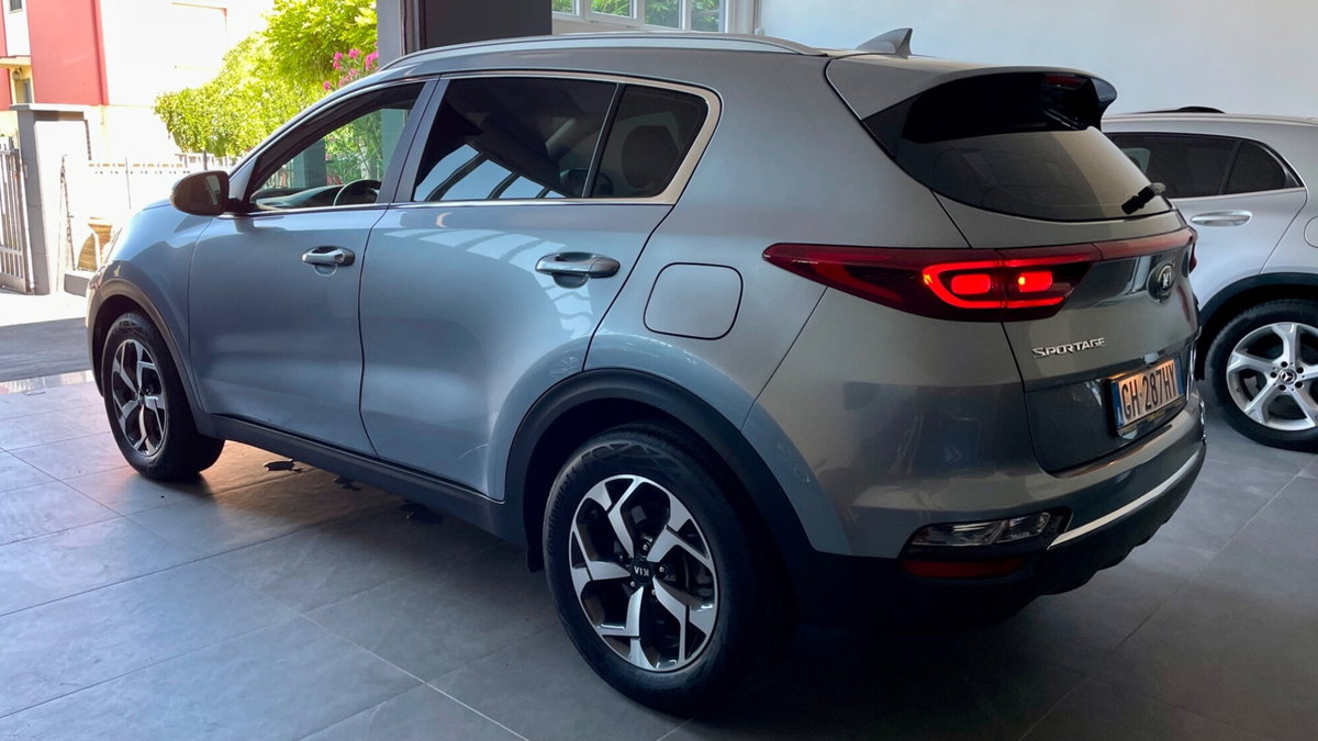 Kia Sportage 1.6 CRDI 136 CV DCT7 2WD Business Class (4)