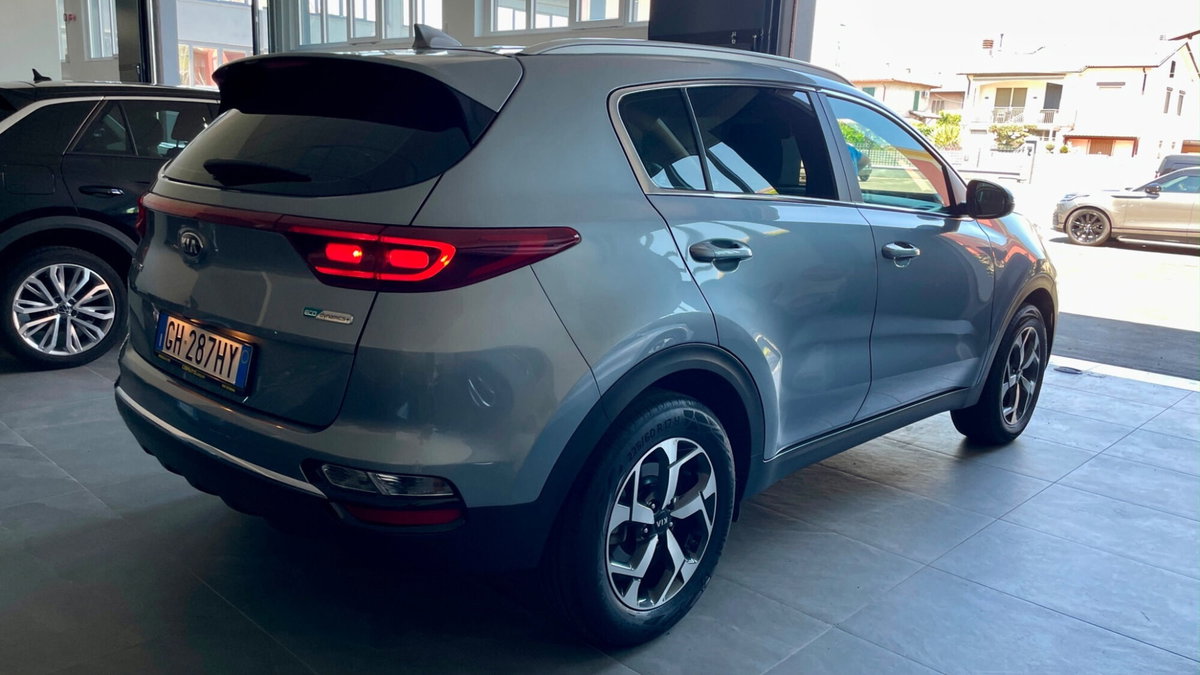 Kia Sportage 1.6 CRDI 136 CV DCT7 2WD Business Class (6)