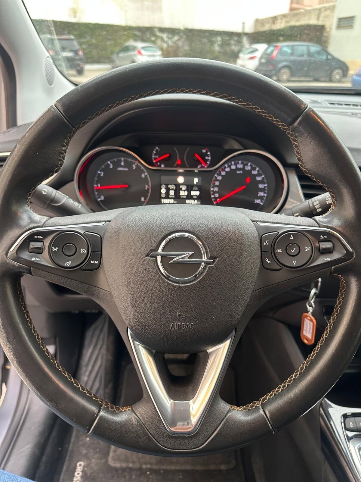 Opel Crossland X 1.5 ECOTEC D 120 CV Start&Stop aut. Innovation (14)