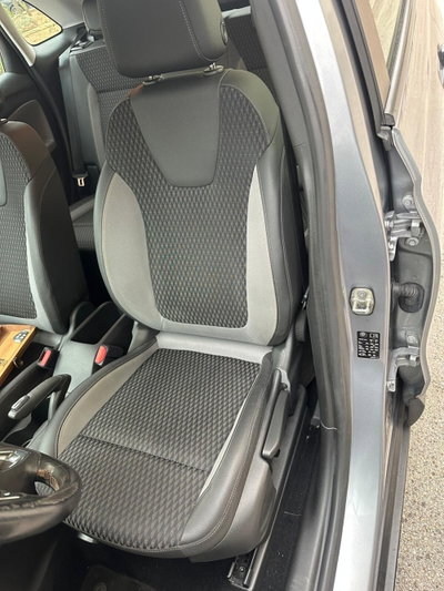 Opel Crossland X 1.5 ECOTEC D 120 CV Start&Stop aut. Innovation (15)