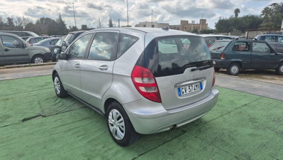 Mercedes-Benz Classe A 160 BlueEFFICIENCY Elegance (3)