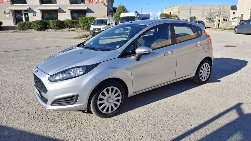 Ford Fiesta Plus 1.5 TDCi 75CV 5 porte