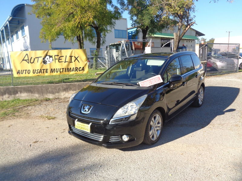 Peugeot 5008 1.6 HDi 112CV Premium