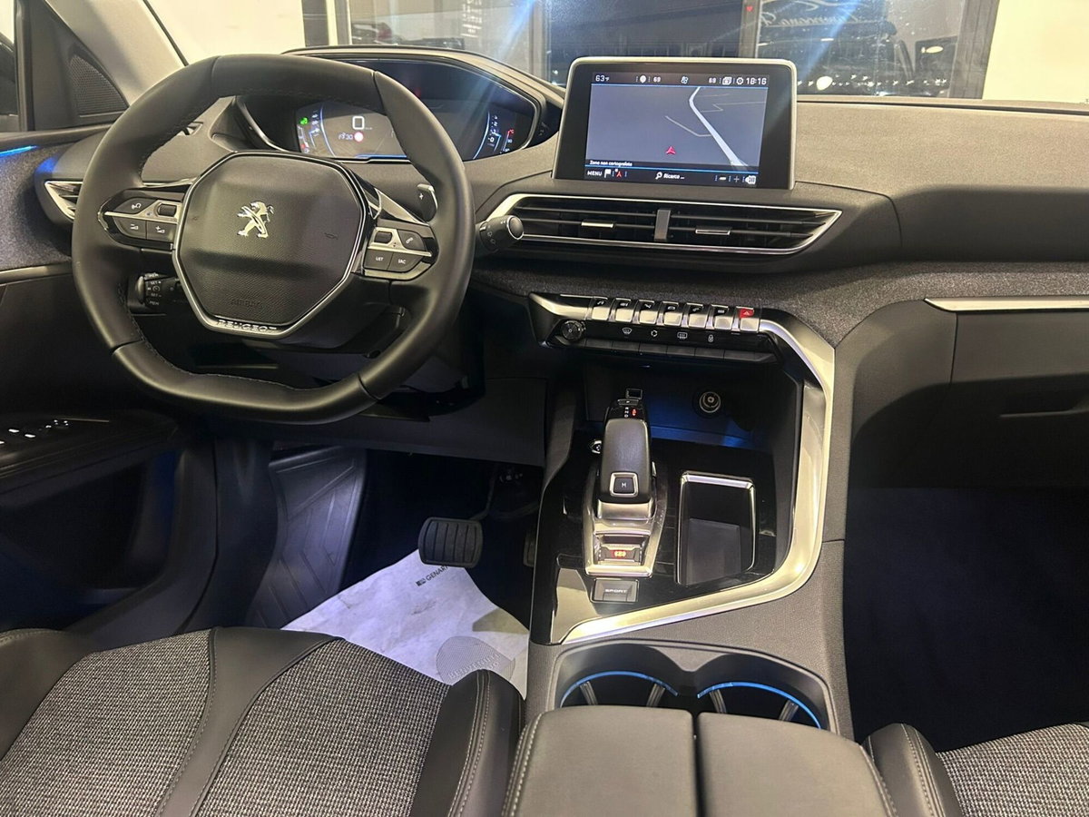 Peugeot 5008 BlueHDi 130 S&S Allure (10)