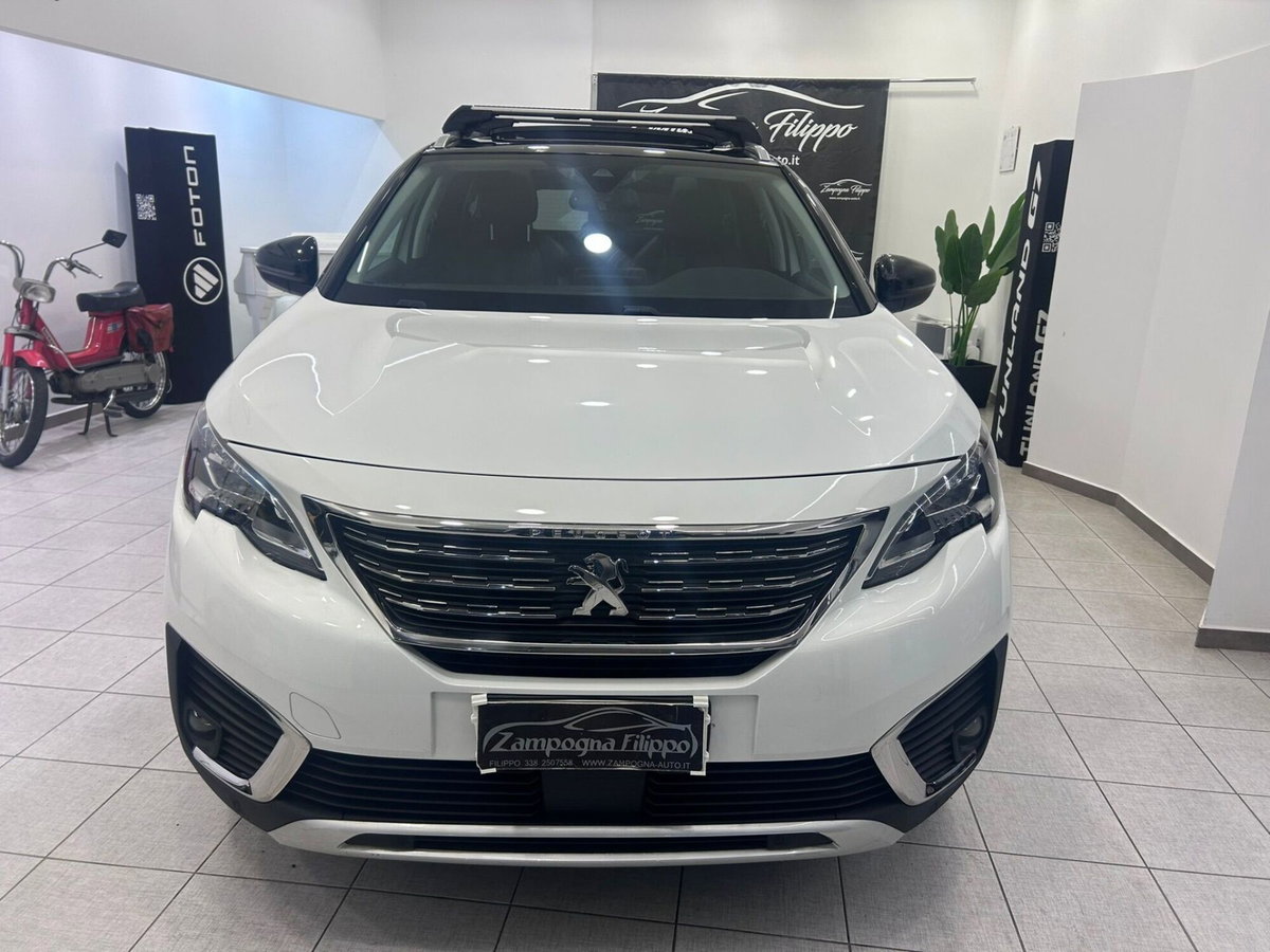 Peugeot 5008 BlueHDi 130 S&S Allure (2)