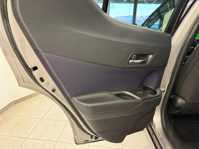 Toyota Toyota C-HR 1.8 Hybrid E-CVT Lounge (13)