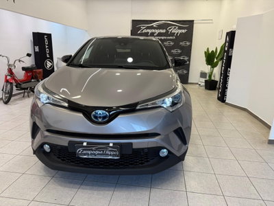 Toyota Toyota C-HR 1.8 Hybrid E-CVT Lounge (2)