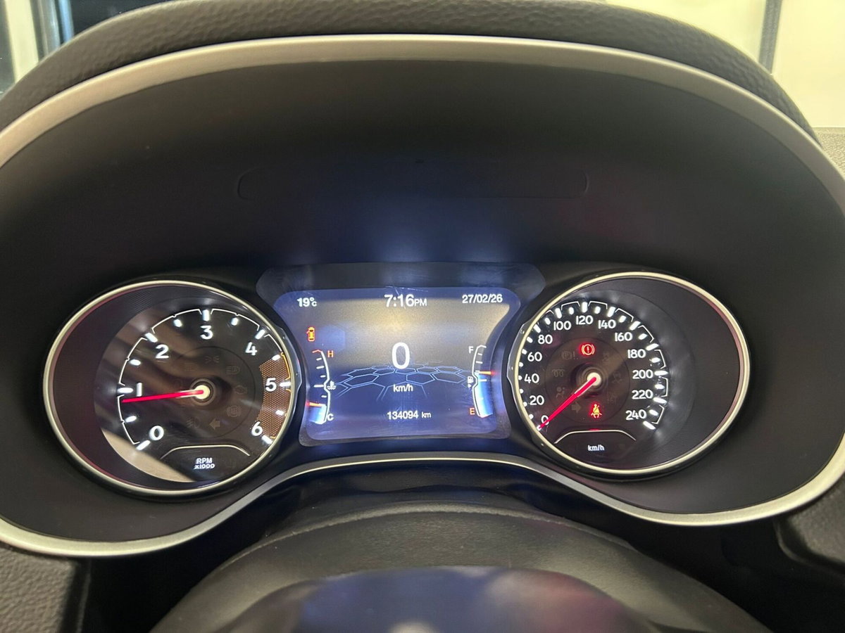 Jeep Compass 1.6 Multijet II 2WD Limited (16)