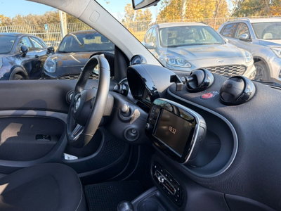 smart Fortwo 70 1.0 twinamic Superpassion (8)