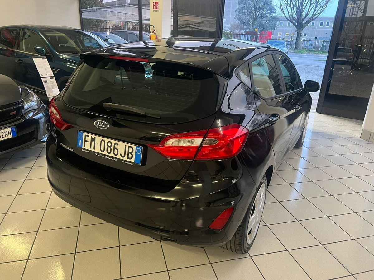 Ford Fiesta 1.5 TDCi 5 porte Titanium (4)