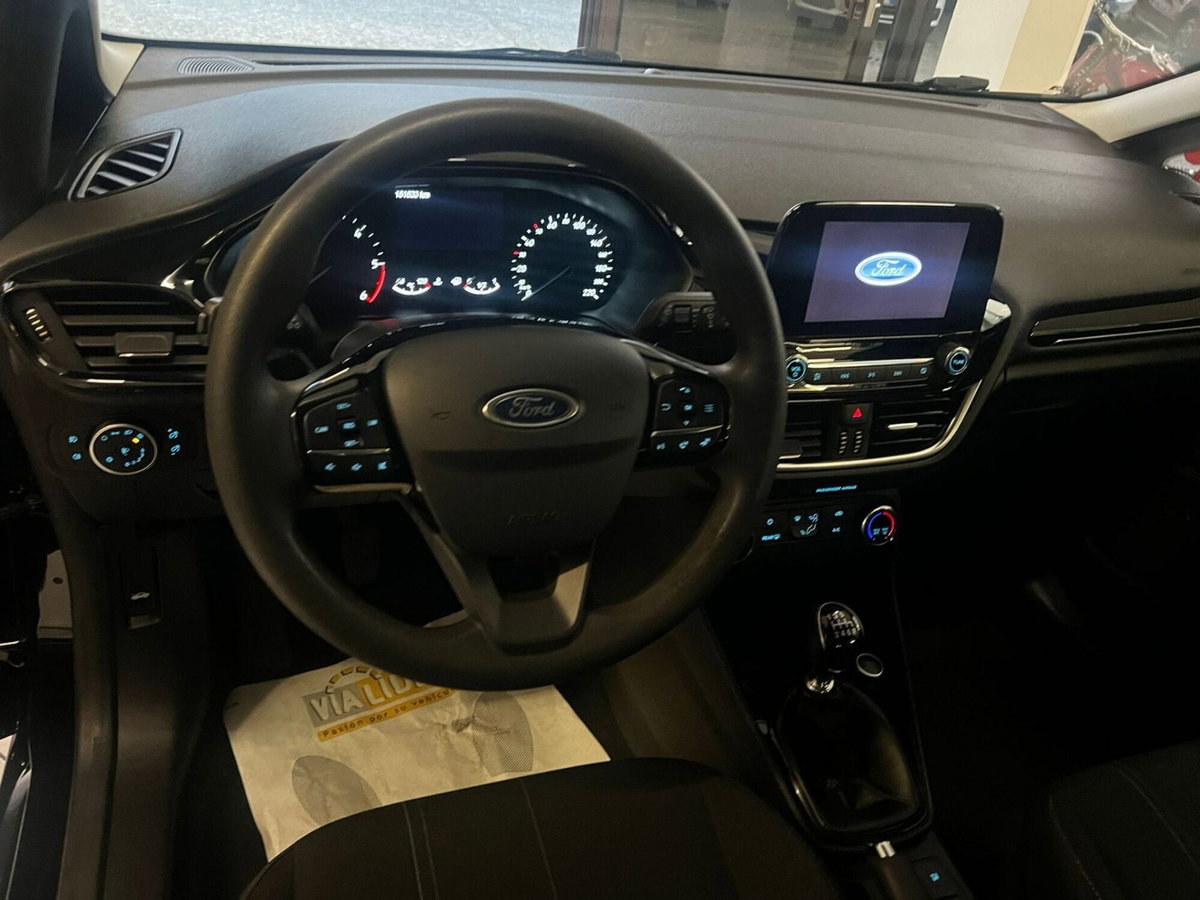 Ford Fiesta 1.5 TDCi 5 porte Titanium (8)