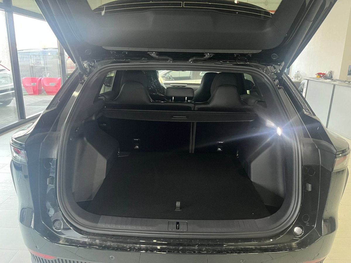 Omoda Omoda 7 SHS-P 1.5 tgdi phev Pure (12)