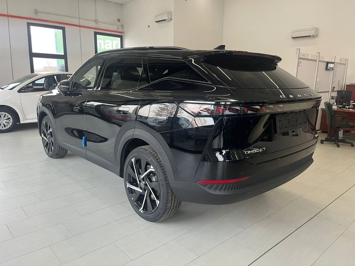 Omoda Omoda 7 SHS-P 1.5 tgdi phev Pure (4)