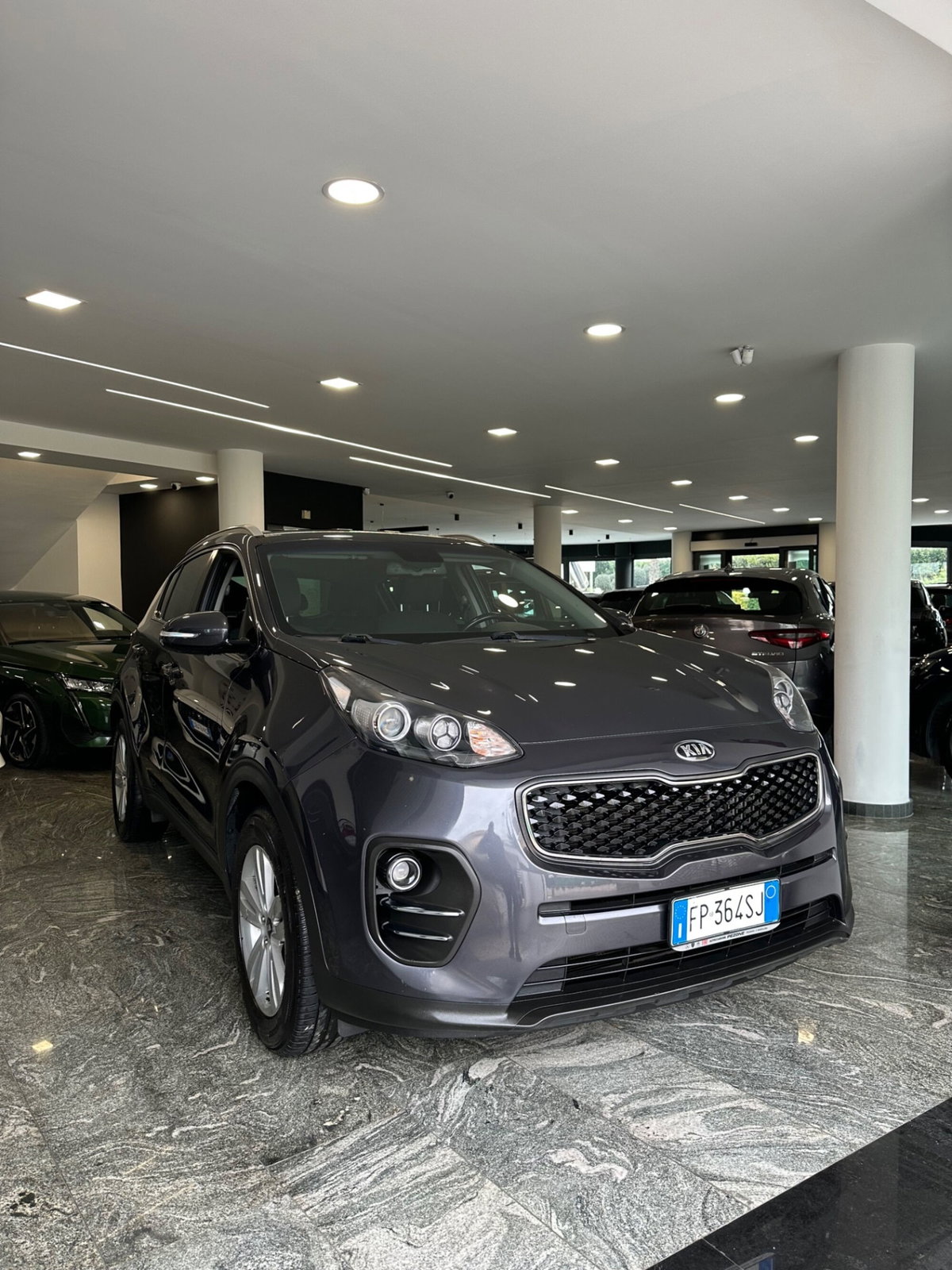 Kia Sportage 1.7 CRDI 2WD Urban (3)