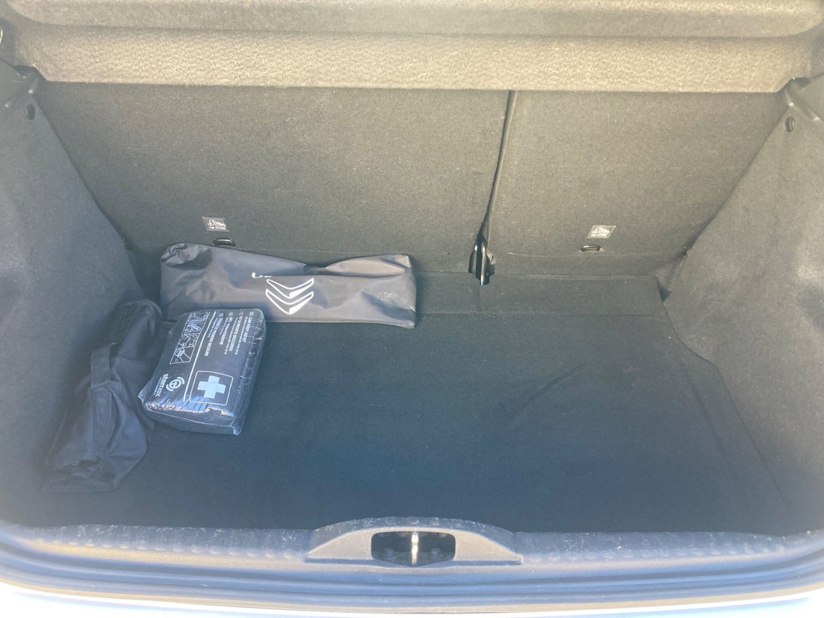 Citroen C3 BlueHDi 75 S&S Shine (13)