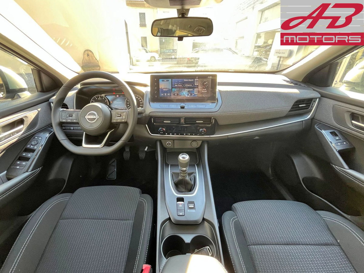 Nissan Qashqai 1.3 mhev Acenta 2wd 140cv (12)
