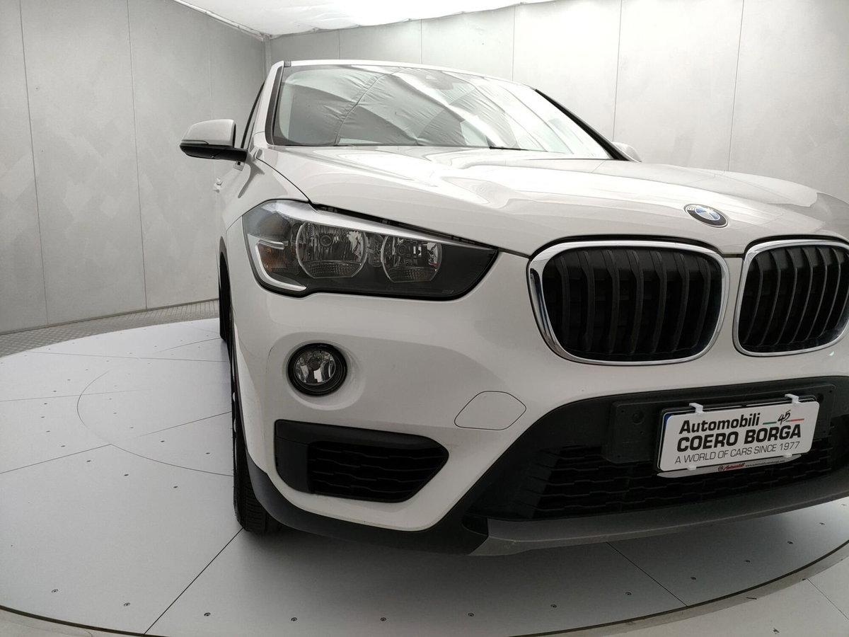 BMW X1 sDrive16d Advantage (11)