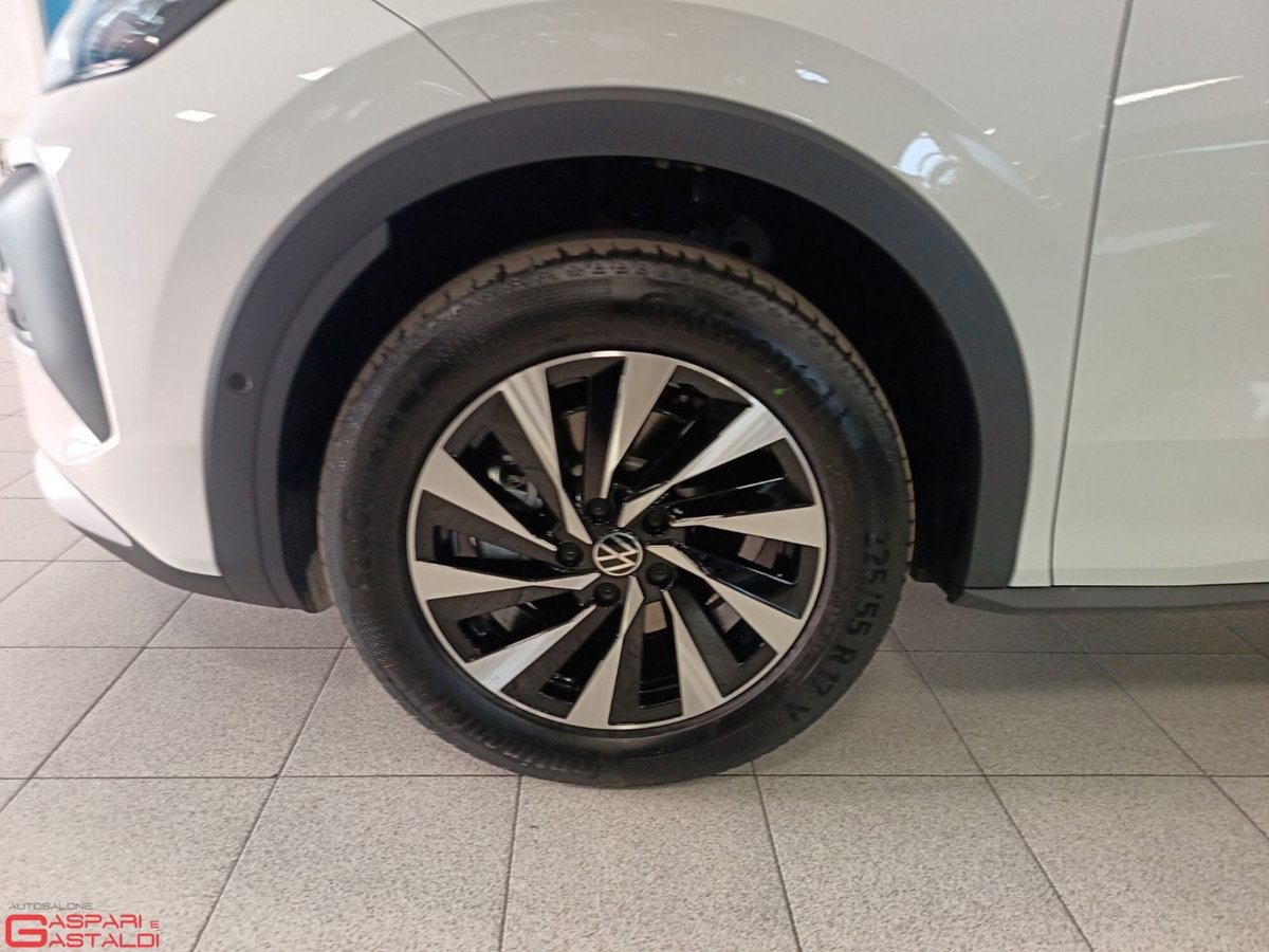 Volkswagen T-Roc 1.5 etsi Life 115cv dsg (17)