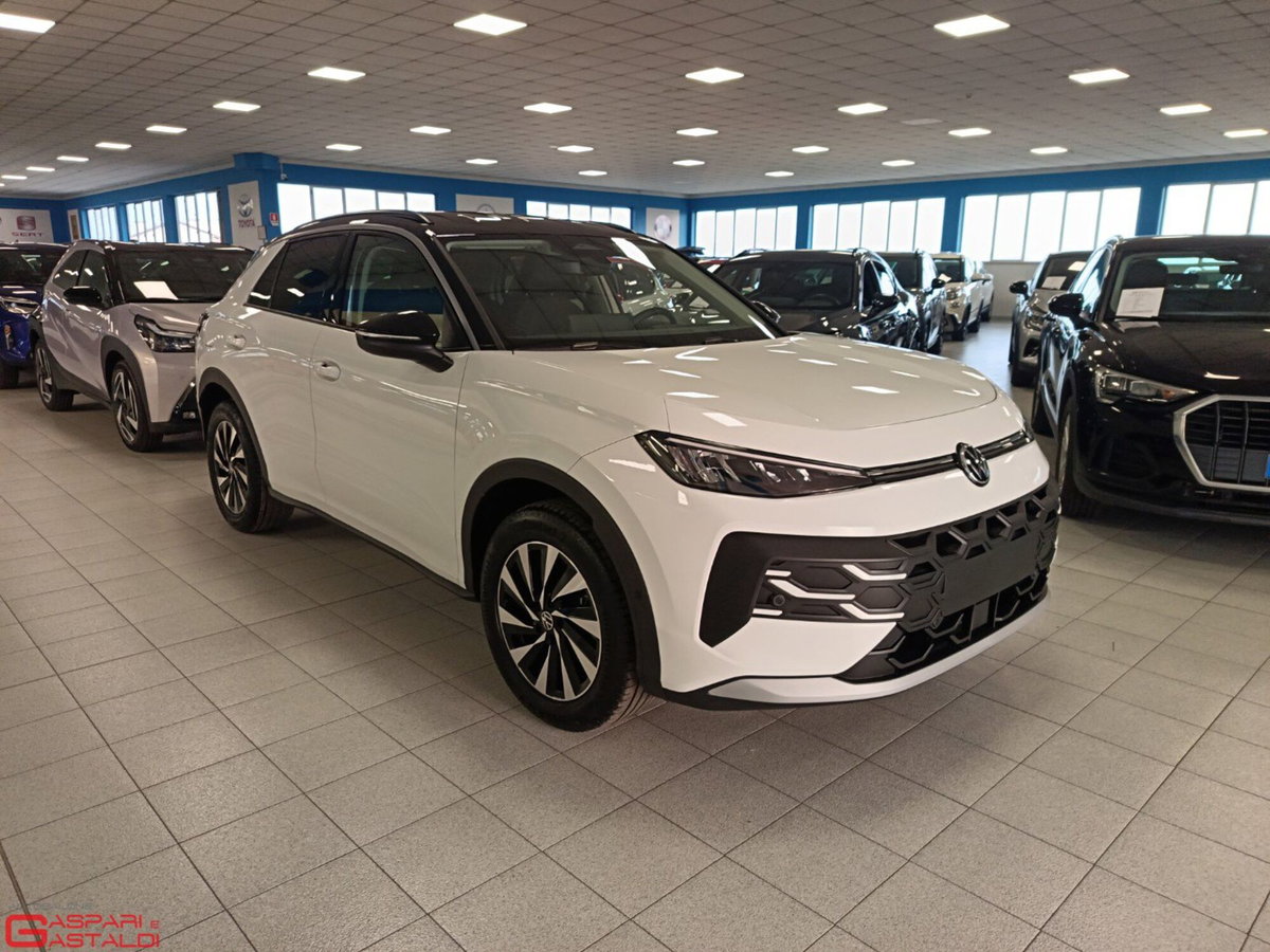 Volkswagen T-Roc 1.5 etsi Life 115cv dsg (2)