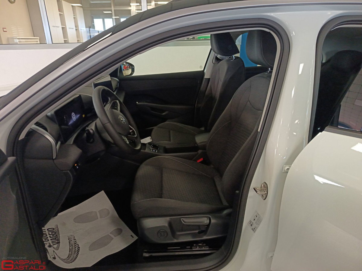 Volkswagen T-Roc 1.5 etsi Life 115cv dsg (7)