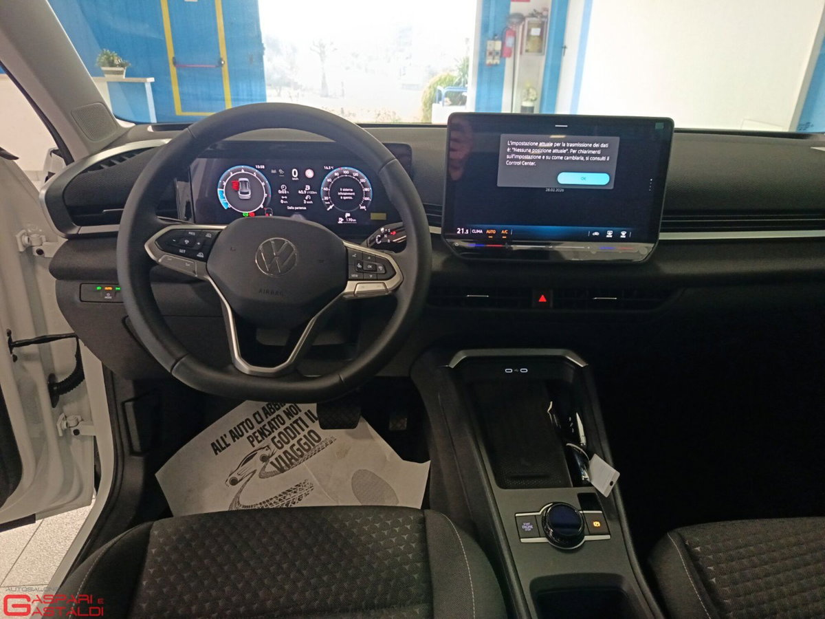Volkswagen T-Roc 1.5 etsi Life 115cv dsg (8)