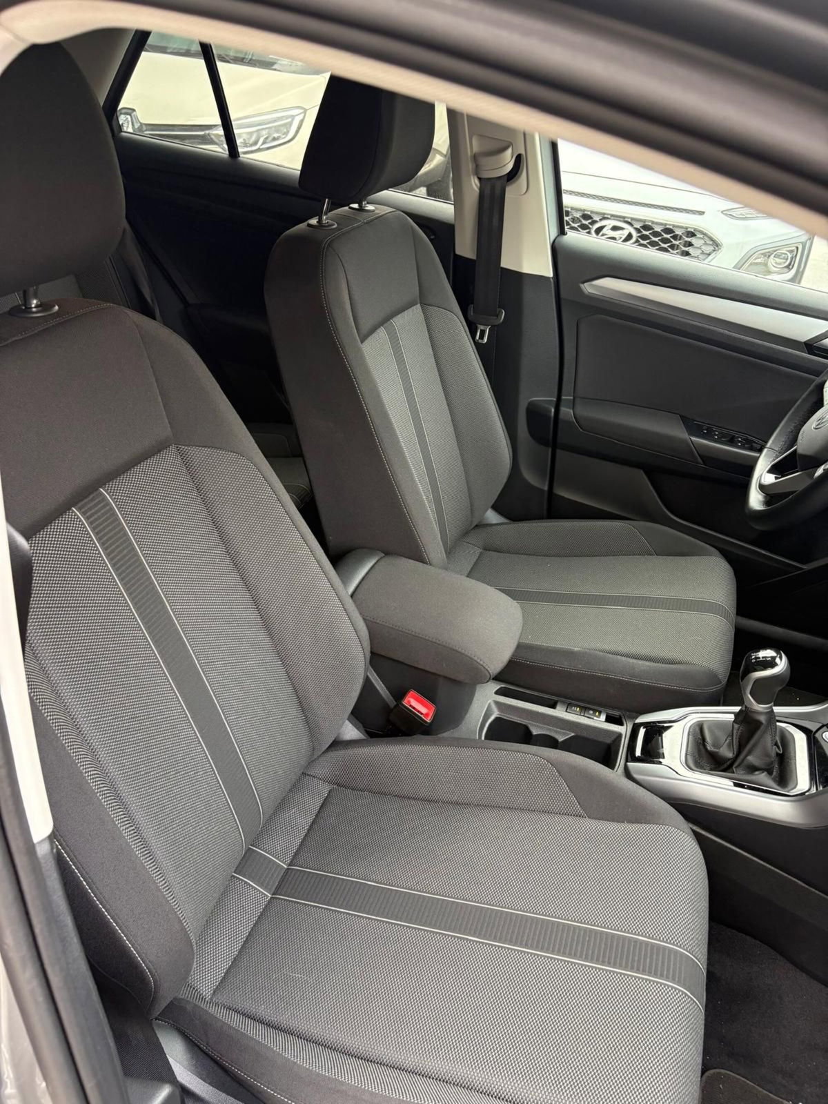 Volkswagen T-Roc 1.5 tsi Edition Plus (8)