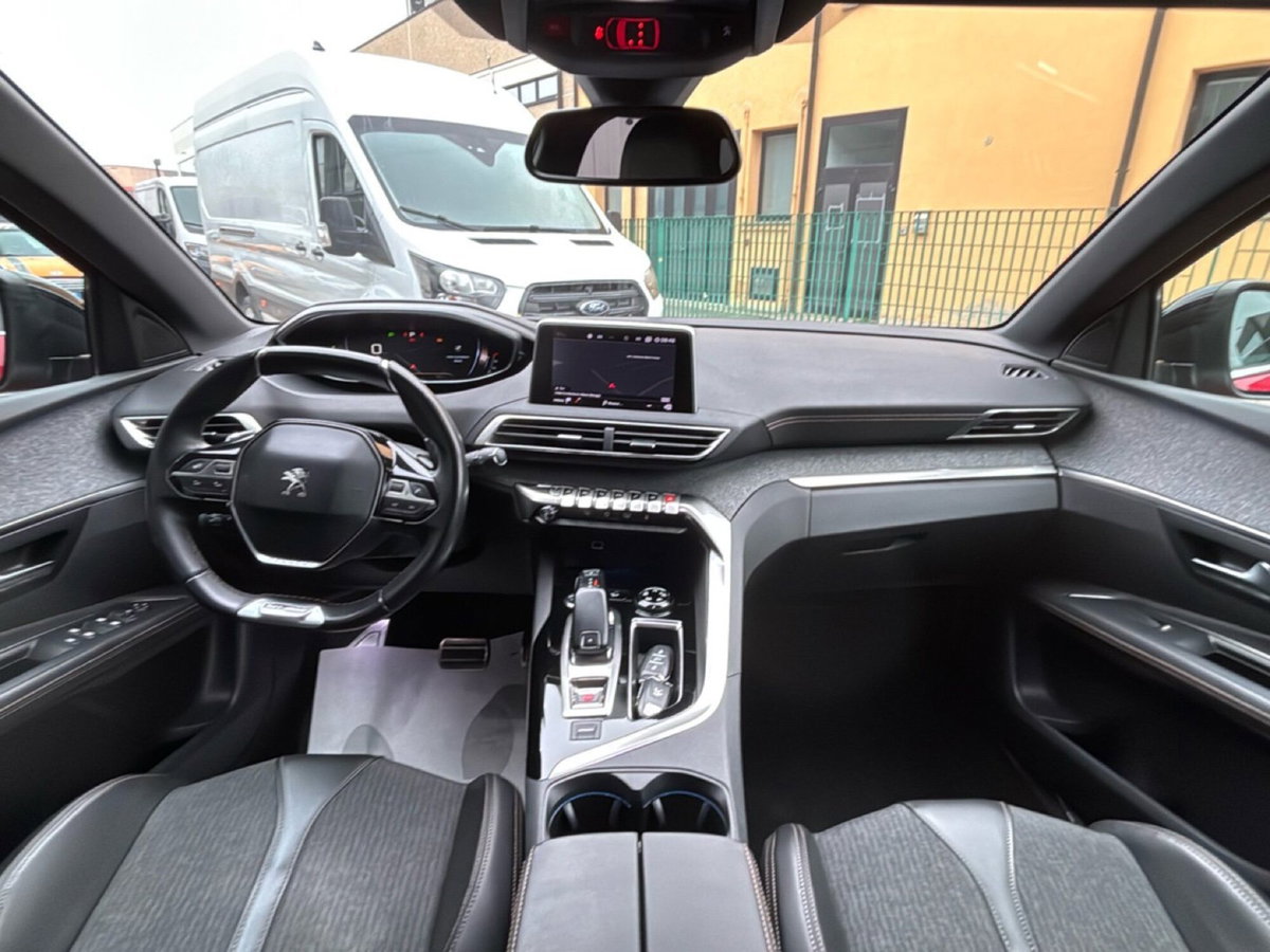 Peugeot 3008 BlueHDi 130 S&S EAT8 GT Line (12)