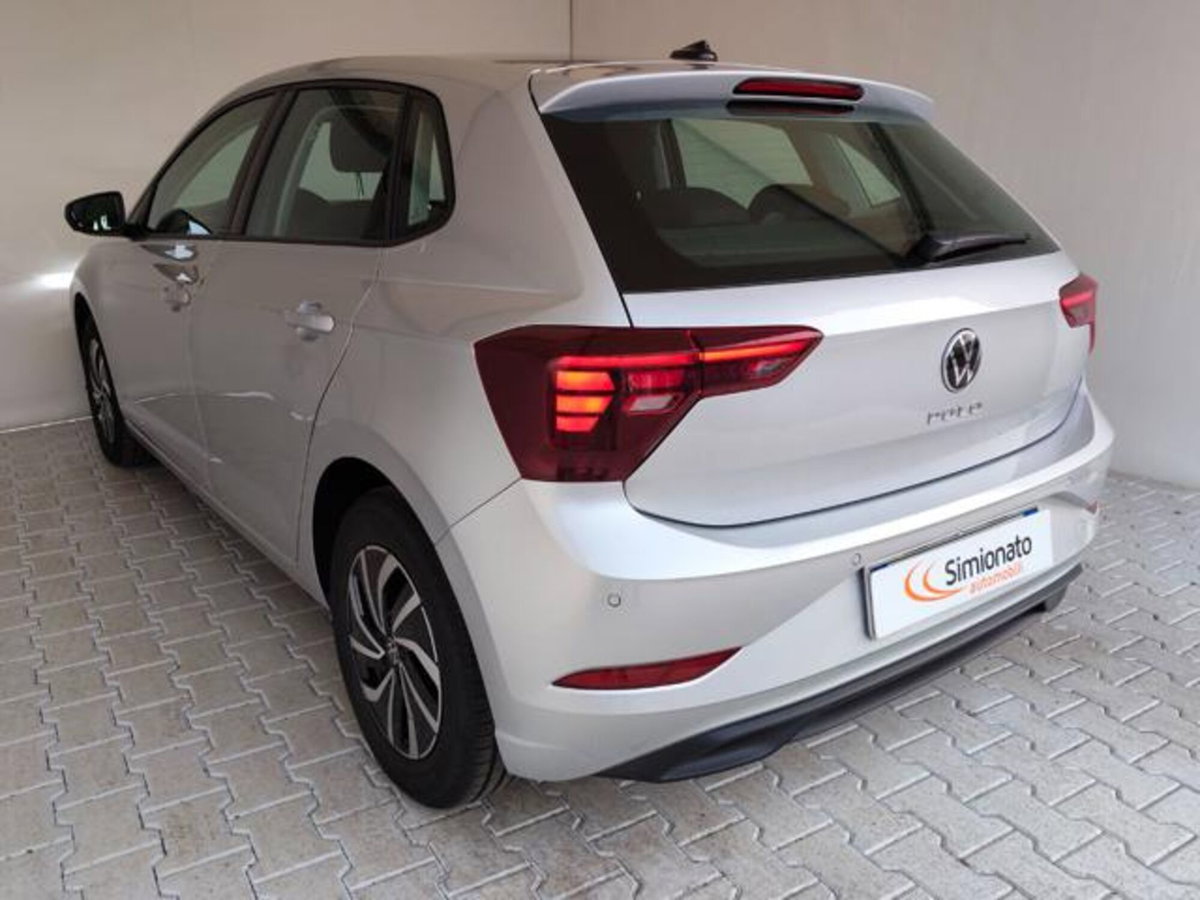 Volkswagen Polo 1.0 tsi Life 95cv dsg (6)