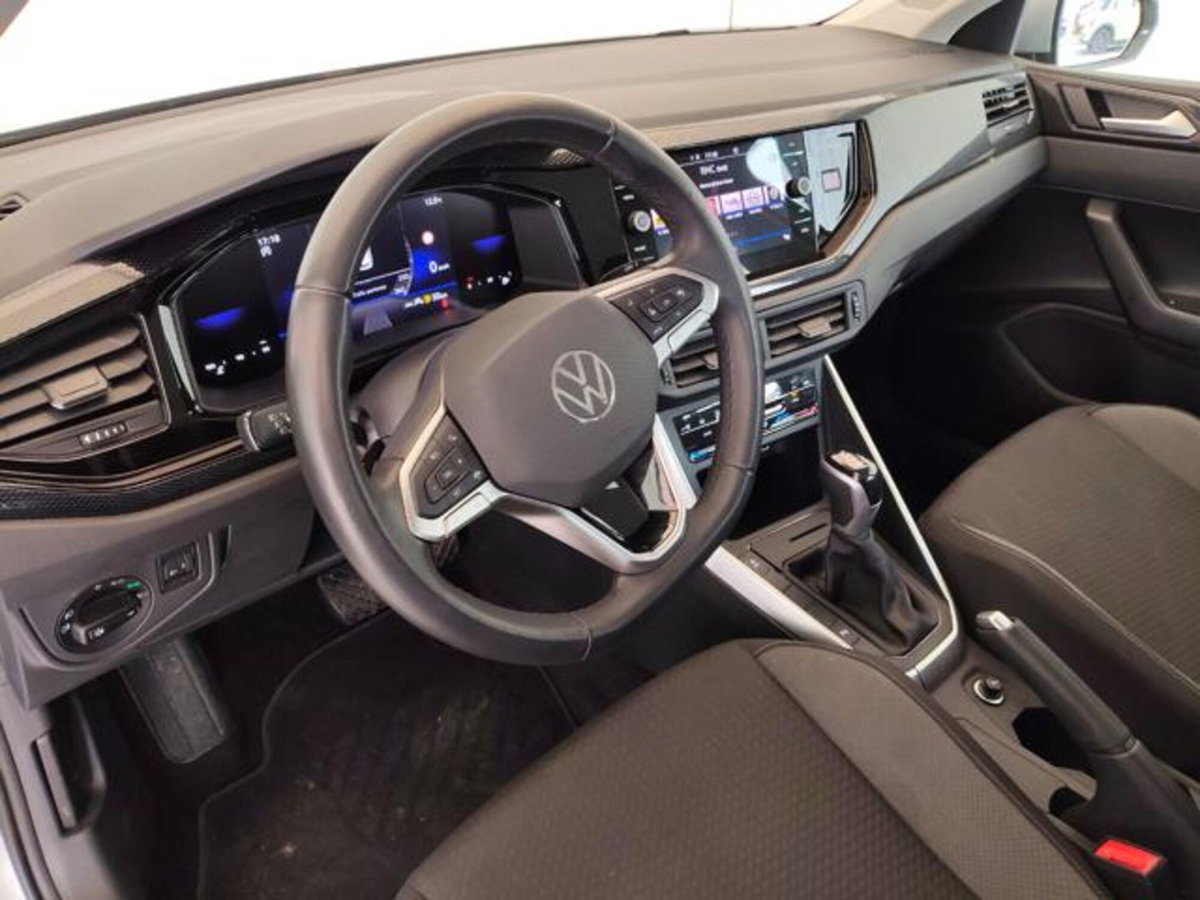 Volkswagen Polo 1.0 tsi Life 95cv dsg (7)