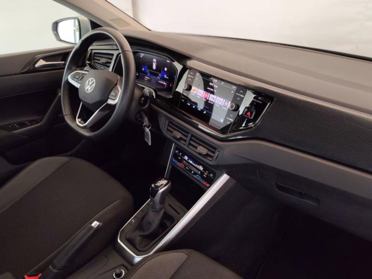 Volkswagen Polo 1.0 tsi Life 95cv dsg (8)