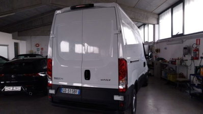 Iveco Daily Furgone 35S12V 2.3 HPT PLM-TM Furgone (3)