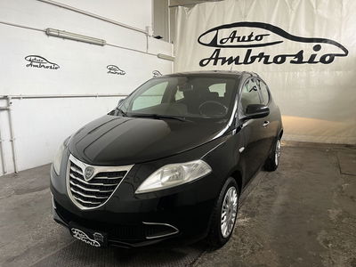 lancia ypsilon 1.2 69 cv 5 porte gpl ecochic gold