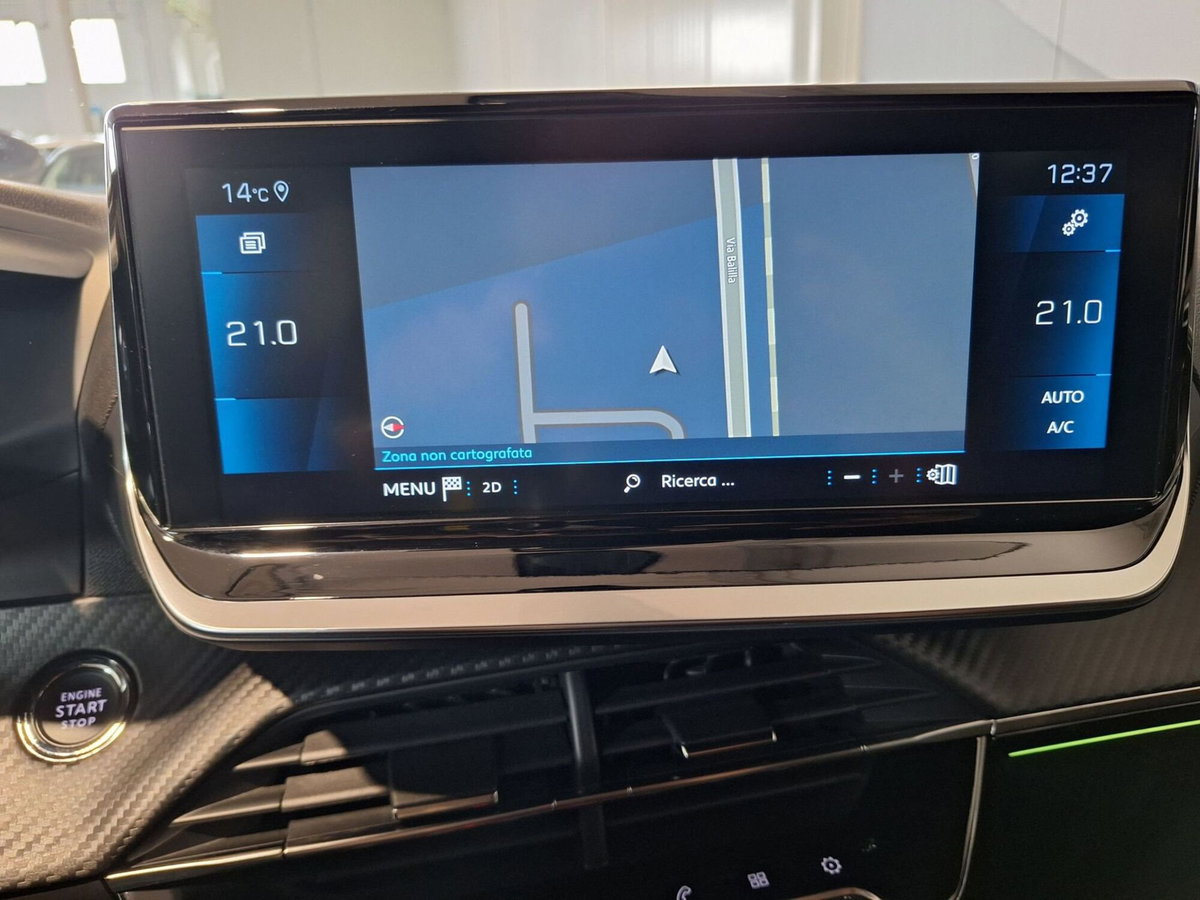 Peugeot 2008 BlueHDi 130 S&S EAT8 GT (12)