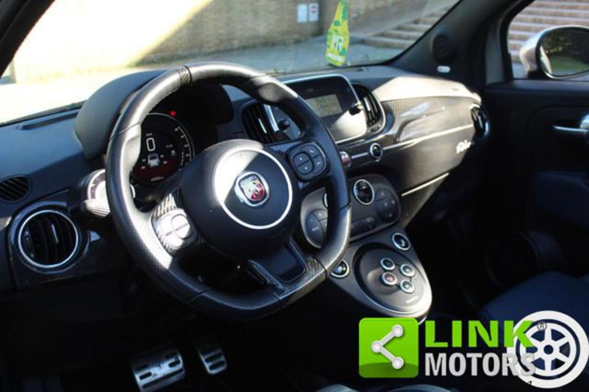 Abarth 695 Cabrio 695 C 1.4 Turbo T-Jet Rivale 175 Anniversary (17)