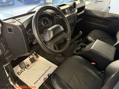 Land Rover Defender 110 2.4 TD4 CrewCab SE (11)