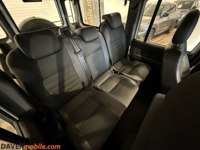 Land Rover Defender 110 2.4 TD4 CrewCab SE (14)