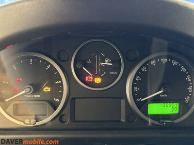 Land Rover Defender 110 2.4 TD4 CrewCab SE (15)
