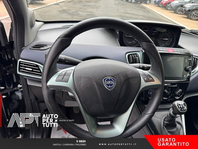 Lancia Ypsilon 1.0 FireFly 5 porte S&S Hybrid Ecochic A. Ferretti (11)