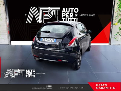 Lancia Ypsilon 1.0 FireFly 5 porte S&S Hybrid Ecochic A. Ferretti (3)