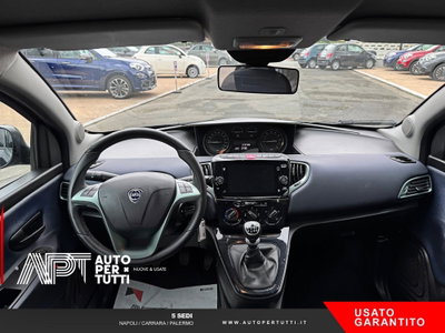Lancia Ypsilon 1.0 FireFly 5 porte S&S Hybrid Ecochic A. Ferretti (9)