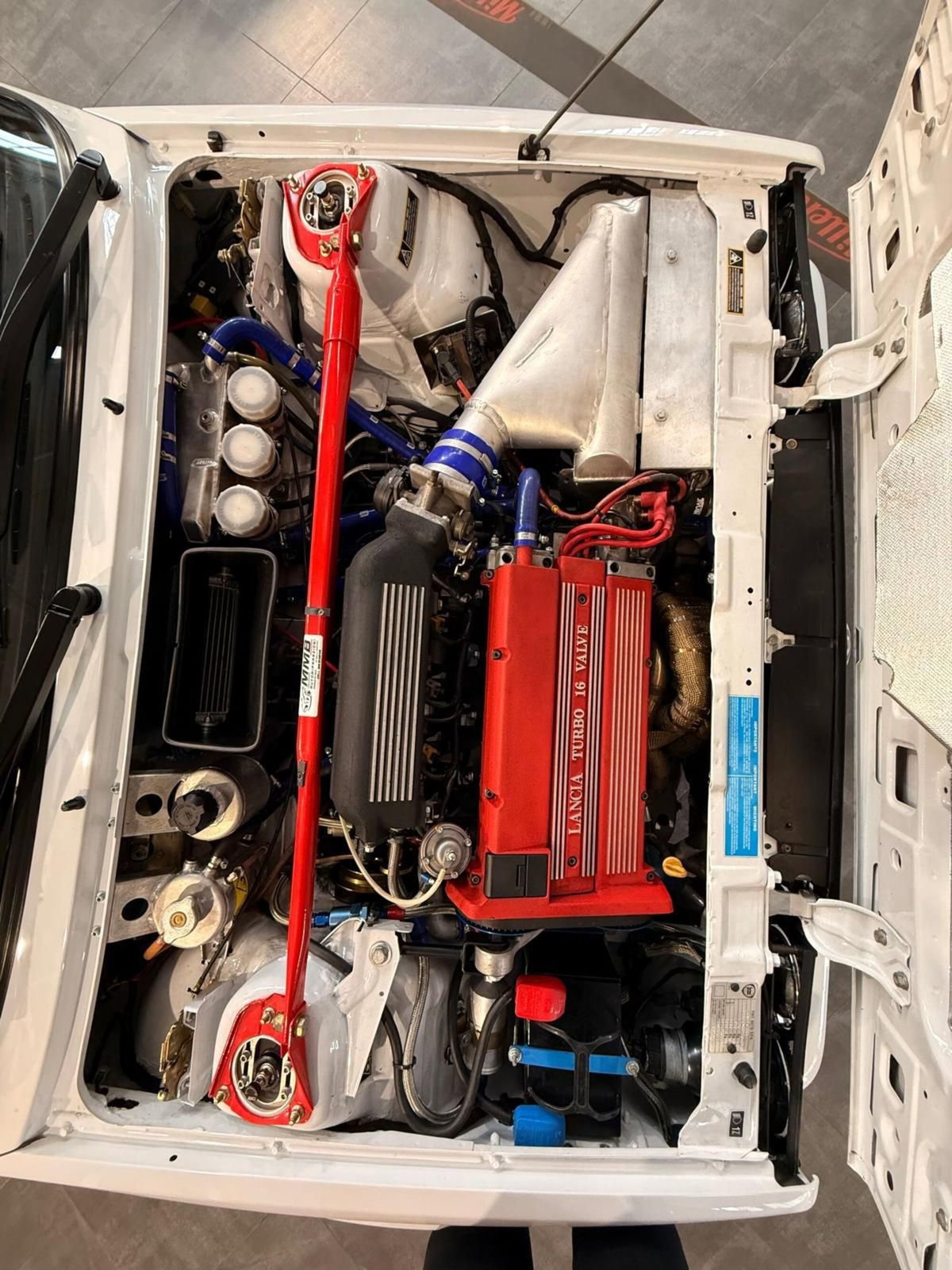 Lancia Delta turbo 16V HF integrale (13)