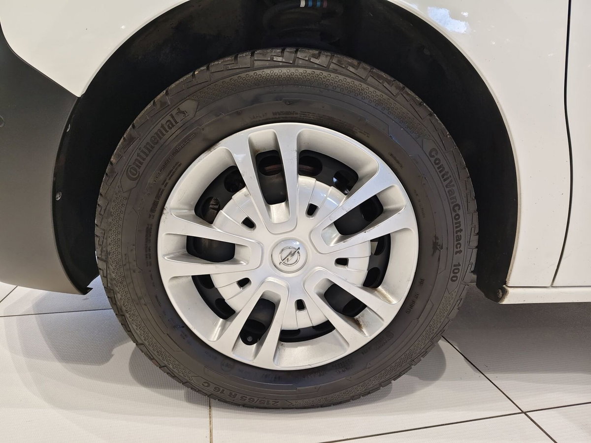 Opel Vivaro Furgone 2.0D 120CV S&S AT8 PL-SL-TN-DC L Furg. Enjoy Mag. (15)